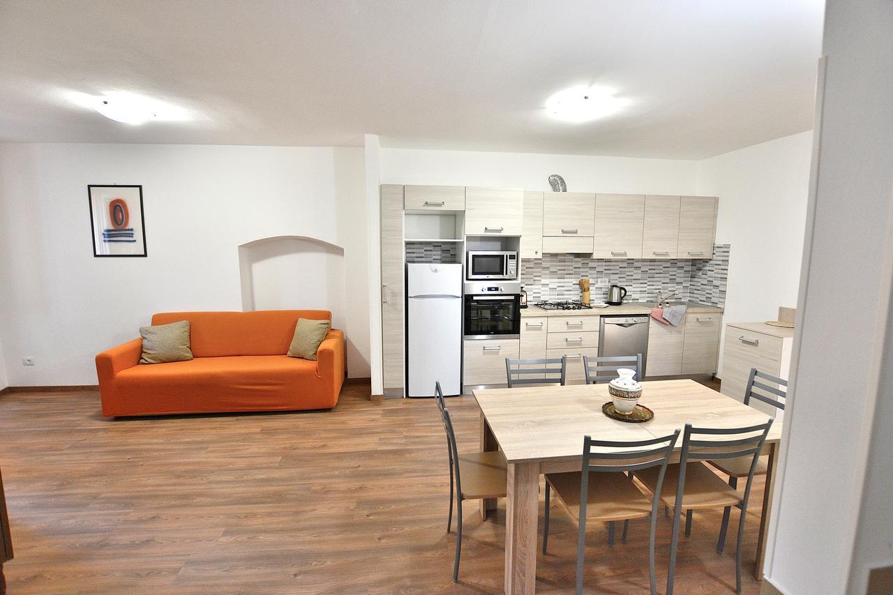 Apartment Del Pescatore Torri Del Benaco Esterno foto